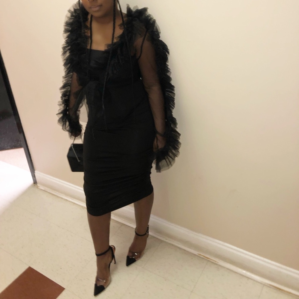 Black sheer ruffle top - Picture 2 of 2